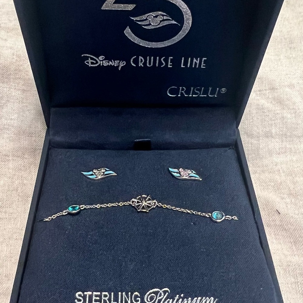 Disney Cruise Line 25th Anniversary Limited Edition bracelet/ earring set